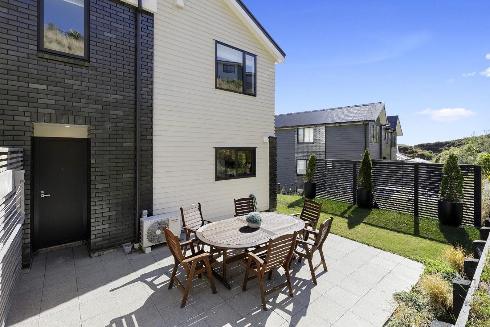 Whitby Townhouse Villa โพริรัว ภายนอก รูปภาพ